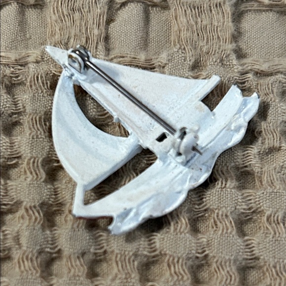 Sailboat Enamel Pin - Picture 2 of 3